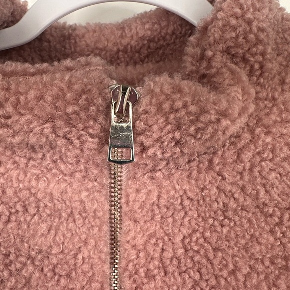 Verevet Soft Pink Teddy Zip Front Jacket - Picture 4 of 6